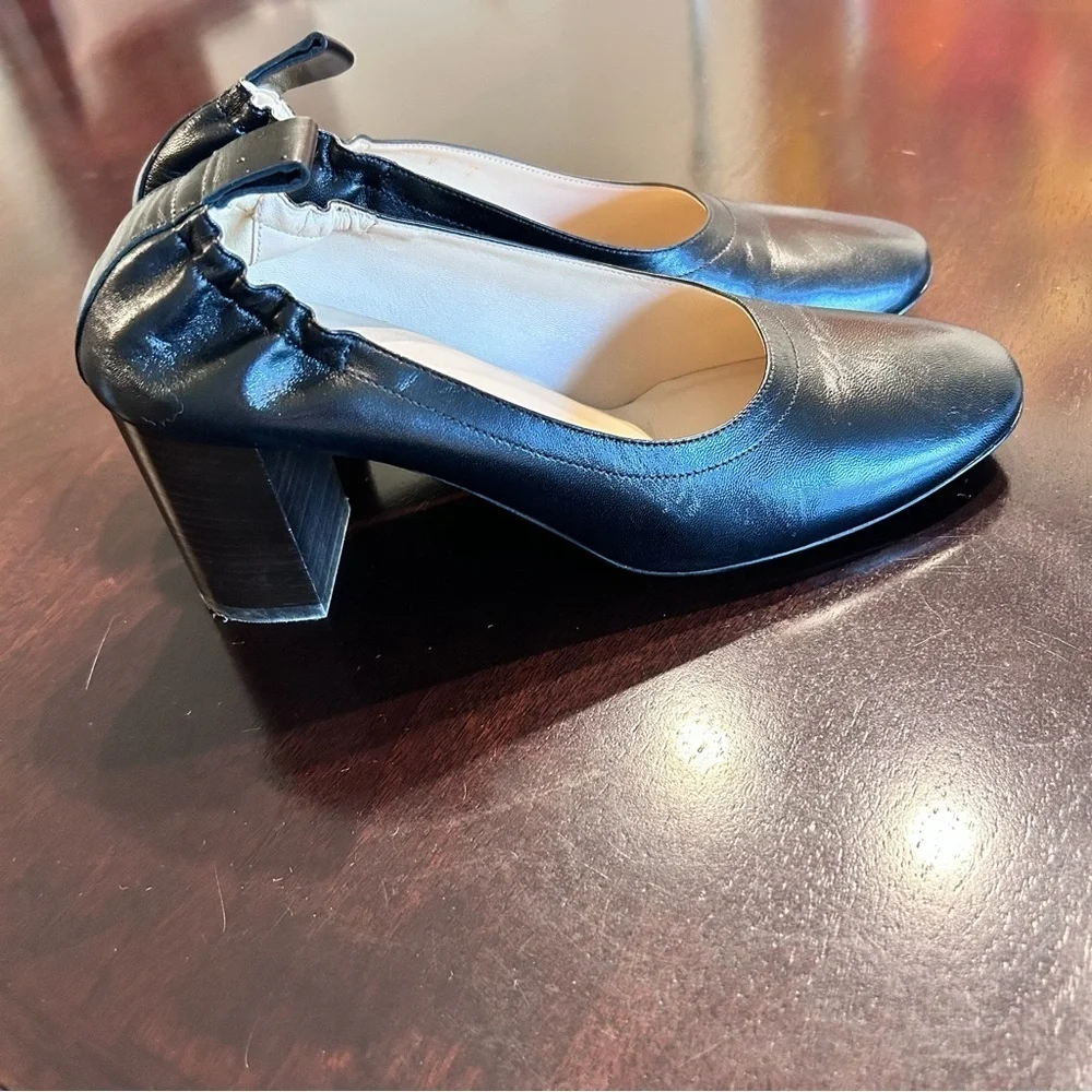 Everlane Day Heel in Black Leather – Classic Ballet Style Pumps, Size 7